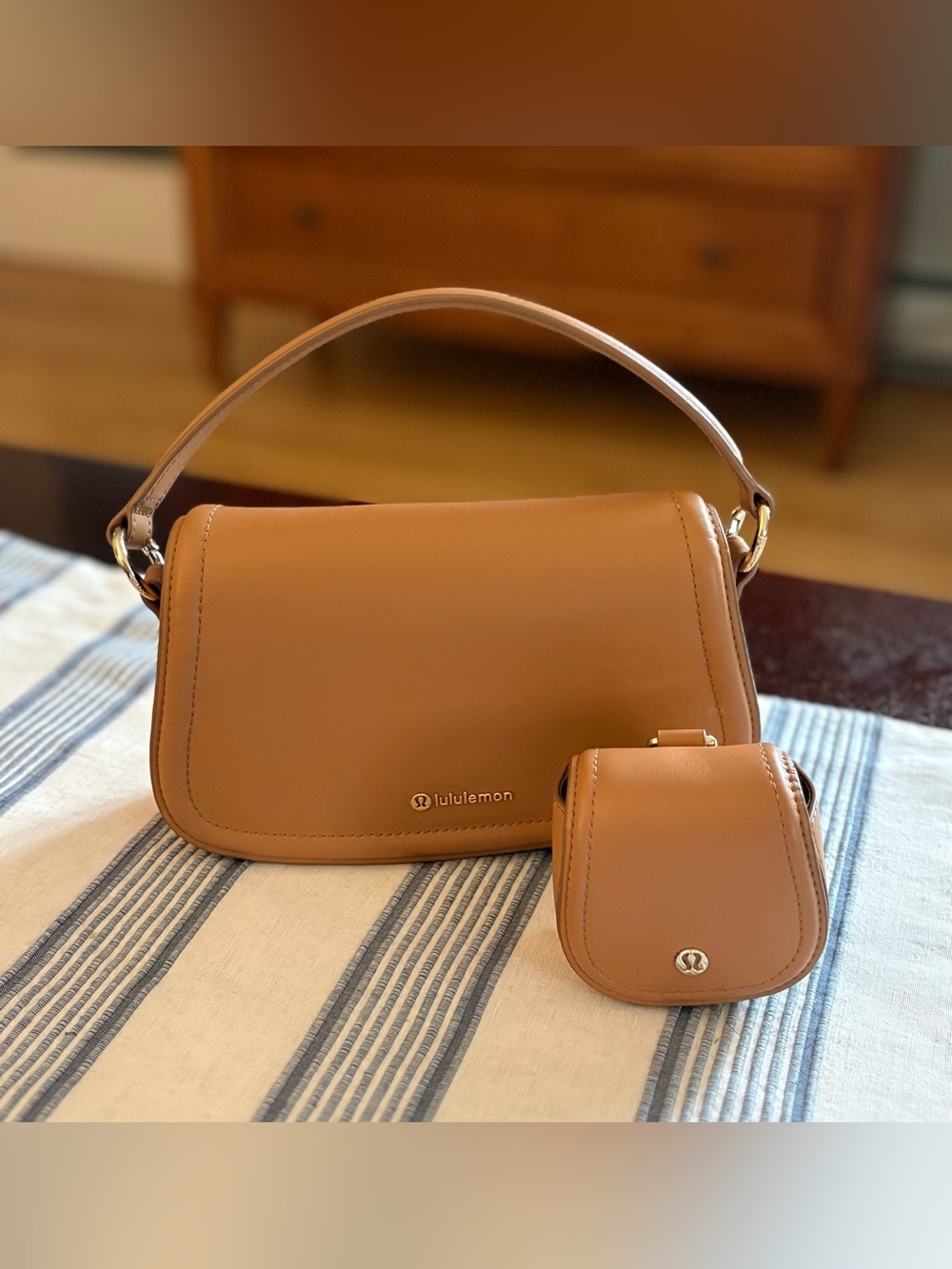 Lululemon Canvas Mini Bag Crossbody- never used!!